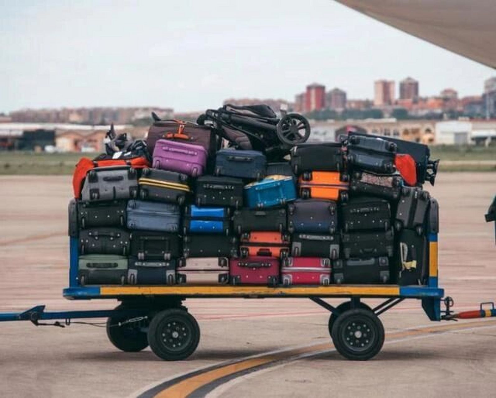 機場應急指南 行李未及時托運，可單獨托運嗎？